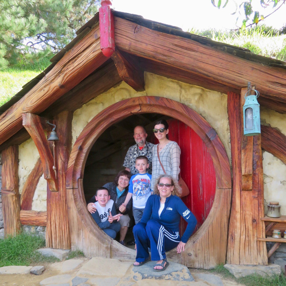 Meet your Posher, Katherine - Picture 2 of 8